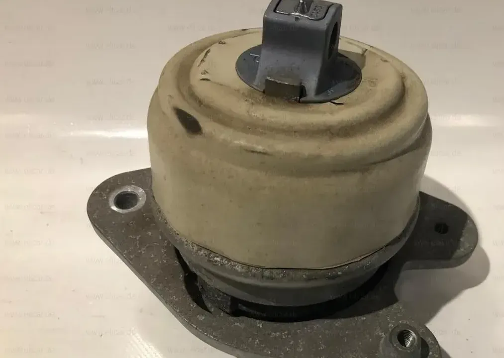a2222403400   engine mount